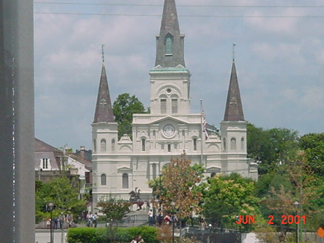 st.louiscath.jpg